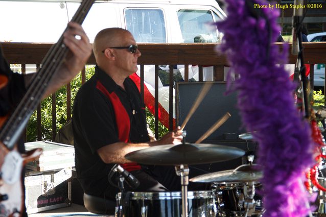 A stunningly beautiful night for a concert, as Robin Lacy and DeZydeco return to Greenhills Summer Concerts on the Commons