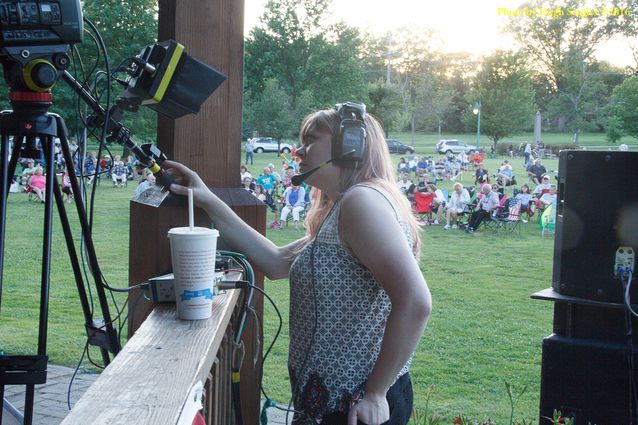 A stunningly beautiful night for a concert, as Robin Lacy and DeZydeco return to Greenhills Summer Concerts on the Commons