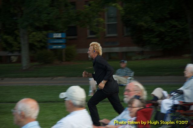 A sure sign of summer...Robin Lacy and DeZydeco return to open the 20th season of Greenhills Summer Concerts on the Commons!