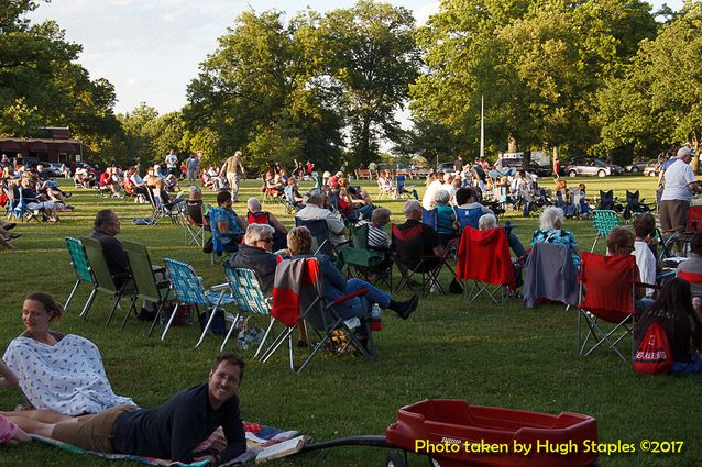 A sure sign of summer...Robin Lacy and DeZydeco return to open the 20th season of Greenhills Summer Concerts on the Commons!