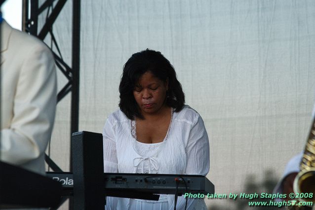 Smooth Jazz in the Park featuring: \nEddie Love's Big Band, At Eazz, Brian O'Neal & Warren Hill