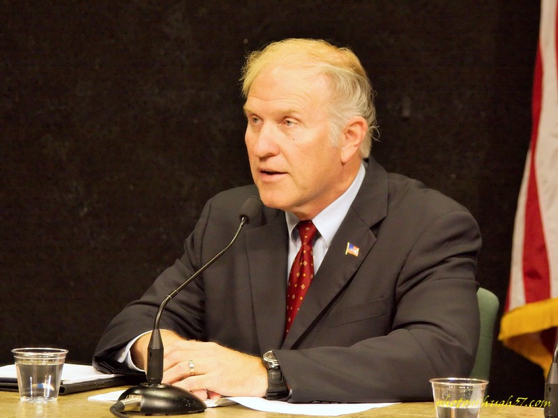 Waycross Election Forums - Candidates for US House of Representatives, Ohio Dist. 1 debate the issues.