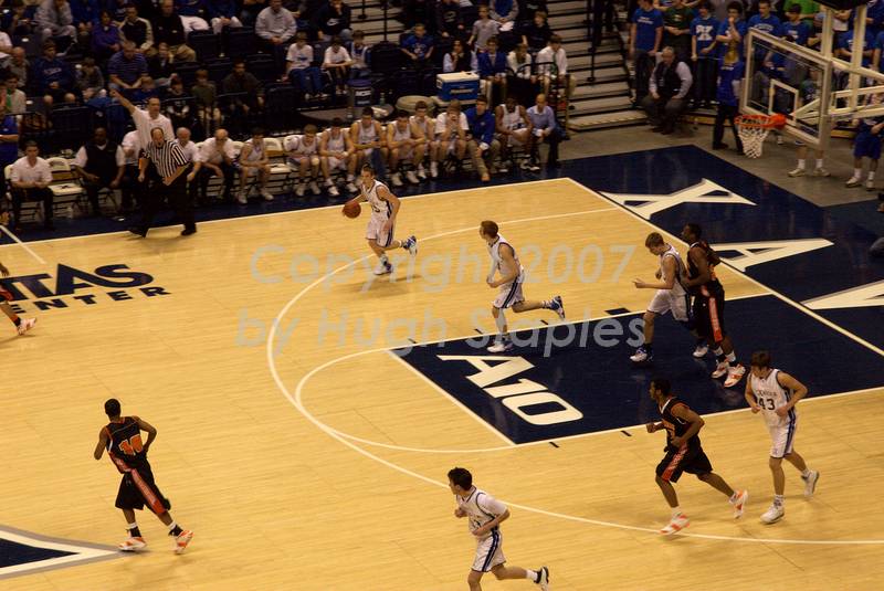 OHSAA Men's Basketball  Regional Final, Cincinnati Region<br />Final Score: St. Xavier 51, Withrow 48