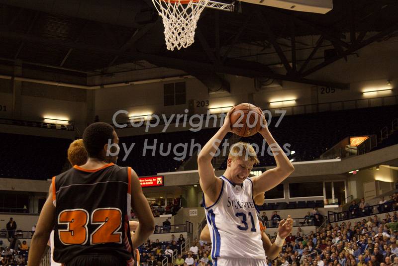 OHSAA Men's Basketball � Regional Final, Cincinnati Region<br />Final Score: St. Xavier 51, Withrow 48