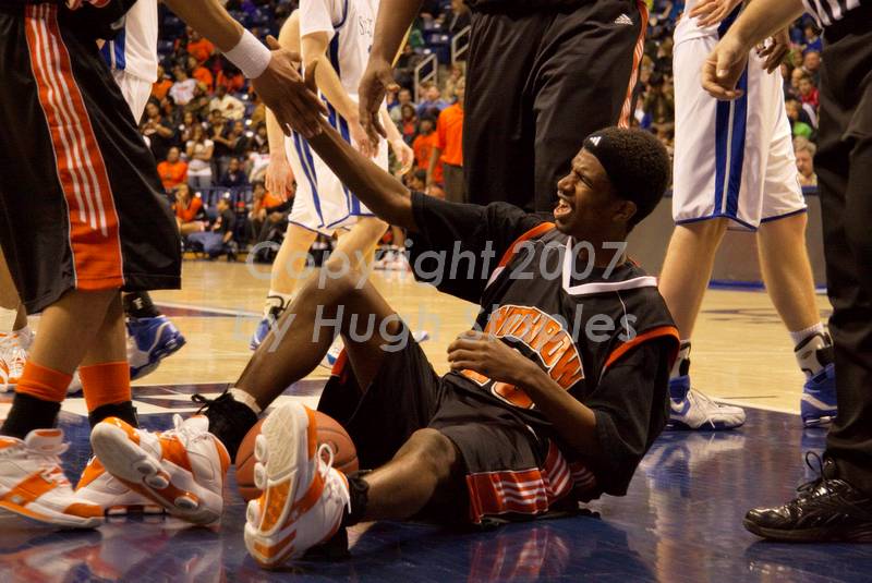 OHSAA Men's Basketball  Regional Final, Cincinnati Region<br />Final Score: St. Xavier 51, Withrow 48