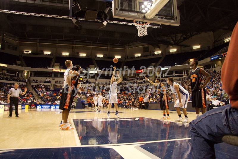 OHSAA Men's Basketball � Regional Final, Cincinnati Region<br />Final Score: St. Xavier 51, Withrow 48