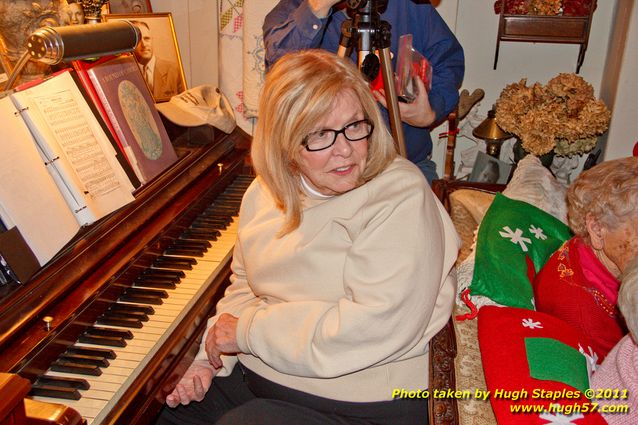 The Bozinis Annual Christmas Party  2011.1
