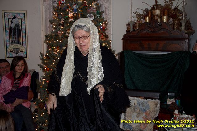 The Bozinis Annual Christmas Party  CSC/Opera Edition