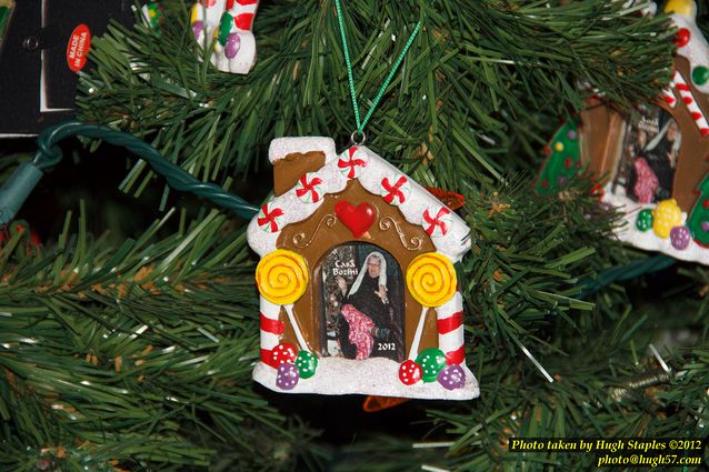 The Bozinis Annual Christmas Party &mdash; 2012.1