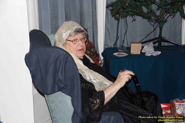 The Bozinis Annual Christmas Party &mdash; 2012.2