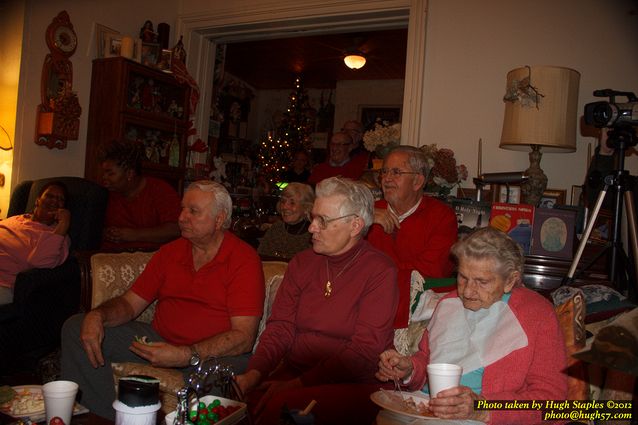 The Bozinis Annual Christmas Party &mdash; 2012.2