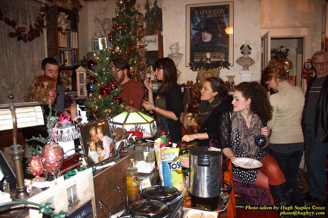 The Bozinis Annual Christmas Party &mdash; 2012.2