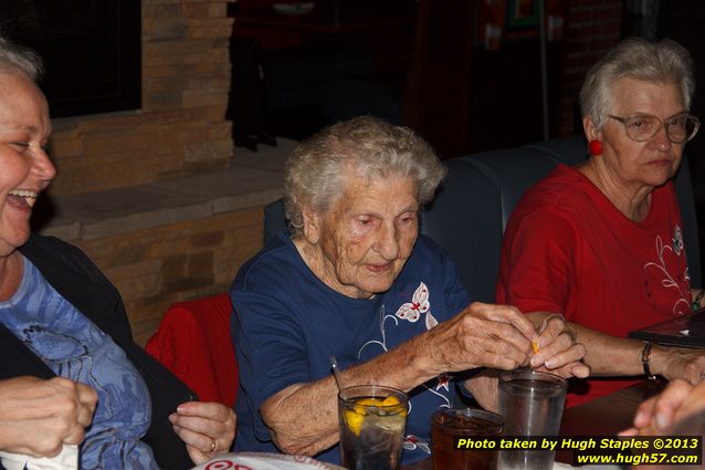 Bozinis celebrate the birthdays of Hugh, Lenny, Luigina, Jane, Mary, Robert, Janette and Sharon (Cooke).