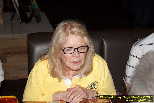 Bozinis celebrate the birthdays of Hugh, Lenny, Luigina, Jane, Mary, Robert, Janette and Sharon (Cooke).