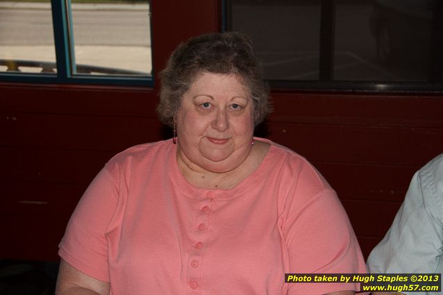 Bozinis celebrate the birthdays of Hugh, Lenny, Luigina, Jane, Mary, Robert, Janette and Sharon (Cooke).