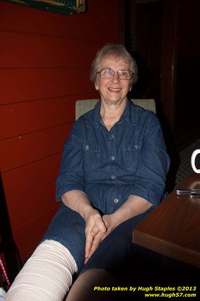 Bozinis celebrate the birthdays of Hugh, Lenny, Luigina, Jane, Mary, Robert, Janette and Sharon (Cooke).