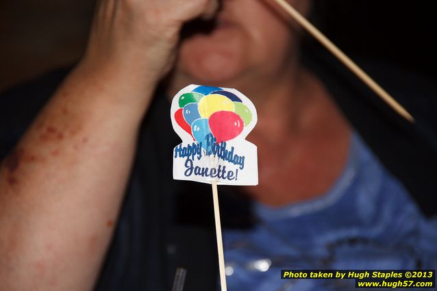 Bozinis celebrate the birthdays of Hugh, Lenny, Luigina, Jane, Mary, Robert, Janette and Sharon (Cooke).