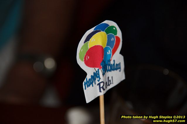 Bozinis celebrate the birthdays of Hugh, Lenny, Luigina, Jane, Mary, Robert, Janette and Sharon (Cooke).