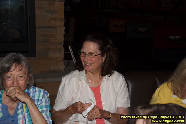 Bozinis celebrate the birthdays of Hugh, Lenny, Luigina, Jane, Mary, Robert, Janette and Sharon (Cooke).