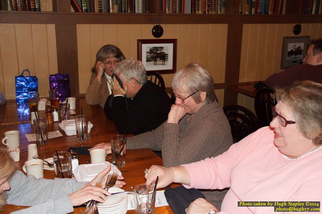 Bozinis celebrate the birthdays of Cheryl, Sharon, Joan and Bob