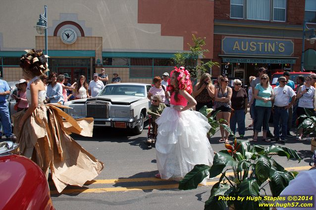 First ever Soo Film Festival takes place in Downtown Sault&nbsp;Ste.&nbsp;Marie,&nbsp;MI, alongside the Extreme Sidewalk Sale on Ashmun Street.