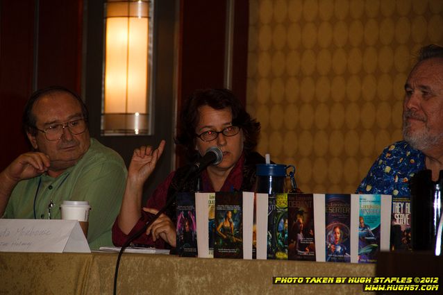 In and around Chicon 7, The World Science Fiction Convention. Panel: Series, and why we love em