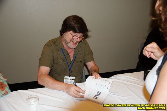 Allen Steele signs books for his fans