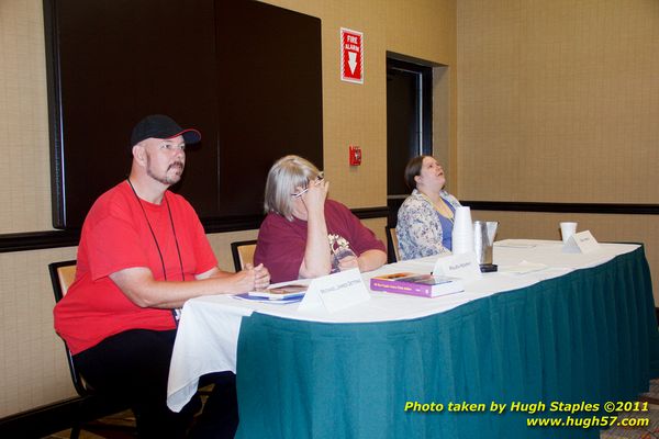 Context 24, with GOHs John Scalzi (subbing for L.E. Modesitt), Seanan McGuire and more!Panel: "Is there a Future for the Classics of SF?" Panelists: Michael James Oetting, Maura Heaphy and Erica Neely