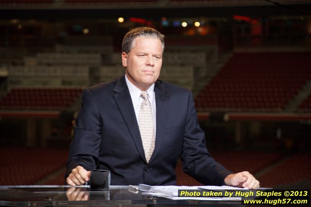 Jim Day anchors Fox Sports Ohio's Reds Live Postgame