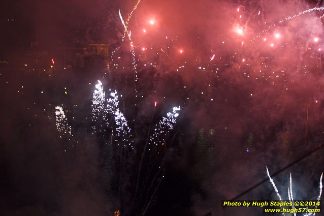 An exciting, come-from-behind victory for the Reds over the division rival Pittsburgh Pirates. Reds win, 6-5. Followed by Rozzi&#39;s Fireworks :-)