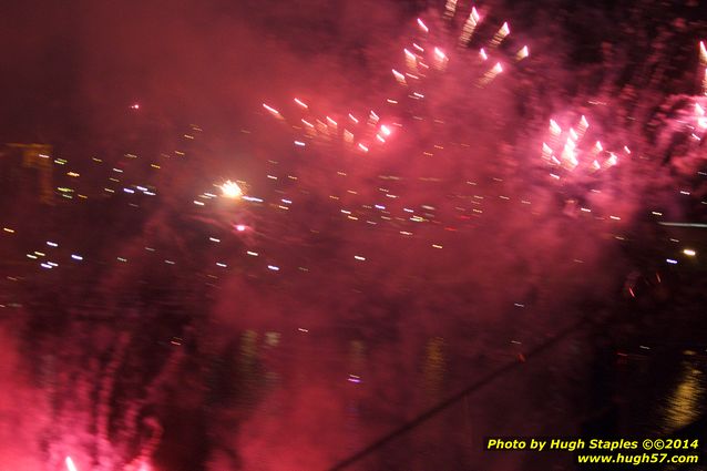 An exciting, come-from-behind victory for the Reds over the division rival Pittsburgh Pirates. Reds win, 6-5. Followed by Rozzi&#39;s Fireworks :-)