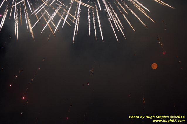 An exciting, come-from-behind victory for the Reds over the division rival Pittsburgh Pirates. Reds win, 6-5. Followed by Rozzi&#39;s Fireworks :-)