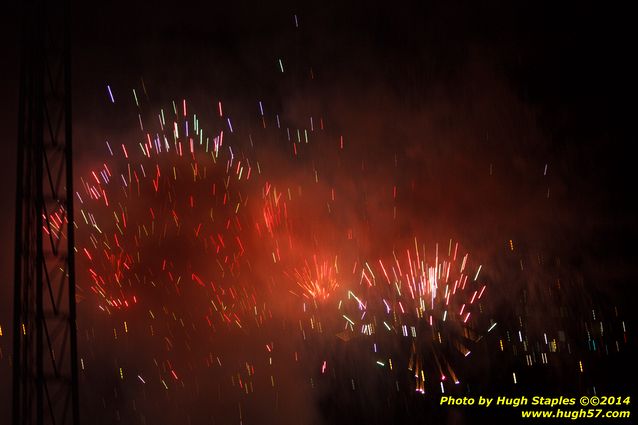 An exciting, come-from-behind victory for the Reds over the division rival Pittsburgh Pirates. Reds win, 6-5. Followed by Rozzi&#39;s Fireworks :-)