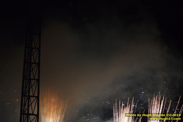 An exciting, come-from-behind victory for the Reds over the division rival Pittsburgh Pirates. Reds win, 6-5. Followed by Rozzi&#39;s Fireworks :-)