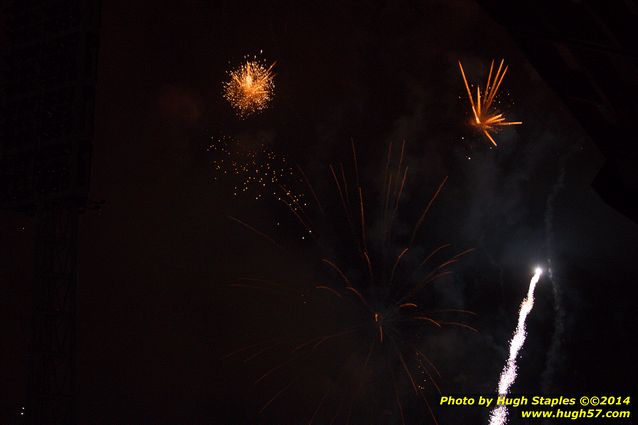 An exciting, come-from-behind victory for the Reds over the division rival Pittsburgh Pirates. Reds win, 6-5. Followed by Rozzi's Fireworks :-)
