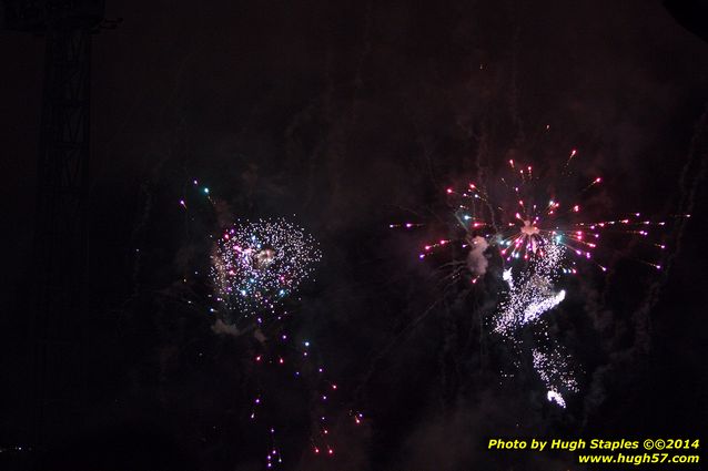 An exciting, come-from-behind victory for the Reds over the division rival Pittsburgh Pirates. Reds win, 6-5. Followed by Rozzi&#39;s Fireworks :-)