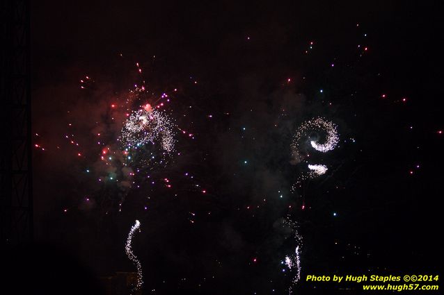 An exciting, come-from-behind victory for the Reds over the division rival Pittsburgh Pirates. Reds win, 6-5. Followed by Rozzi&#39;s Fireworks :-)