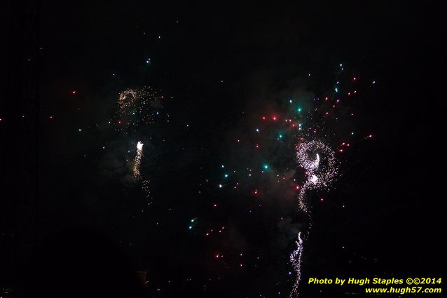 An exciting, come-from-behind victory for the Reds over the division rival Pittsburgh Pirates. Reds win, 6-5. Followed by Rozzi&#39;s Fireworks :-)