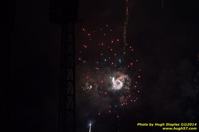 An exciting, come-from-behind victory for the Reds over the division rival Pittsburgh Pirates. Reds win, 6-5. Followed by Rozzi&#39;s Fireworks :-)