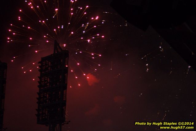 An exciting, come-from-behind victory for the Reds over the division rival Pittsburgh Pirates. Reds win, 6-5. Followed by Rozzi&#39;s Fireworks :-)