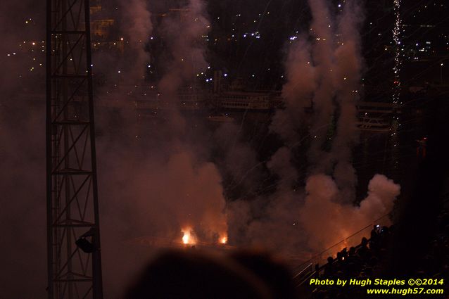 An exciting, come-from-behind victory for the Reds over the division rival Pittsburgh Pirates. Reds win, 6-5. Followed by Rozzi&#39;s Fireworks :-)