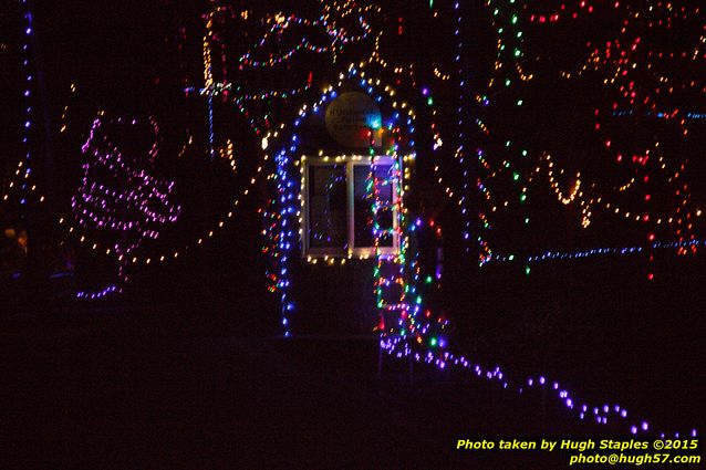 Christmas Lights at Pyramid Hill