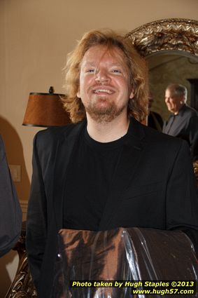 An Analysis of Parsifal with excerpts sung by Gustav Andreassen, Ric Furman and Stacey Rishoi; Narration and lecture material by Charles H. Parsons; and Valerie Pool, Accompanist.