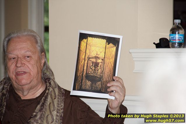 An Analysis of Parsifal with excerpts sung by Gustav Andreassen, Ric Furman and Stacey Rishoi; Narration and lecture material by Charles H. Parsons; and Valerie Pool, Accompanist.