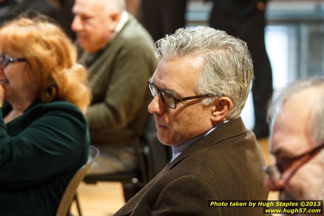 Wagner's "Die Walk�re": A Musical Analysis\nThe Wagner Society of Cincinnati and the Cincinnati Opera